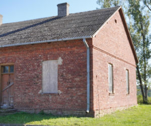 Ta mała wieś skrywa niezwykłą historię. Świątynia stoi tu od 1362 roku