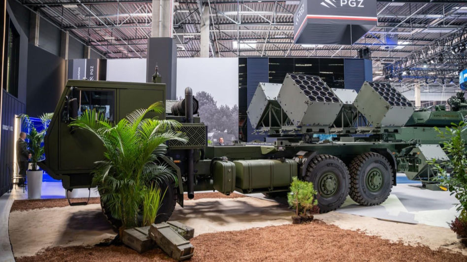 Modułowy System Minowania Narzutowego na podwoziu Tatra. Polski i czeski przemysł zbrojeniowy prezentują wspólny produkt eksportowy
