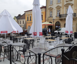 Ogródki kawiarniane na tarnowskim Rynku otwarte!