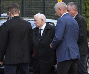 Jarosław Kaczyński w swoim domu na warszawskim Żoliborzu