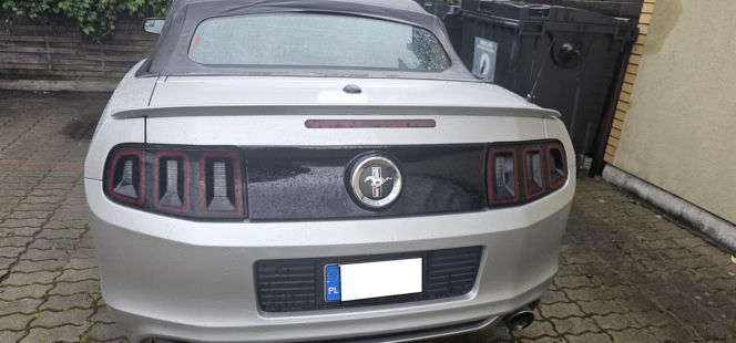 Piękny Ford Mustang za ułamek wartości. Skarbówka w Augustowie sprzedaje kultowe auto