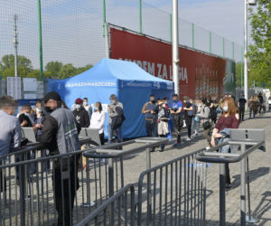 Ruszyły szczepienia na stadionie Legii