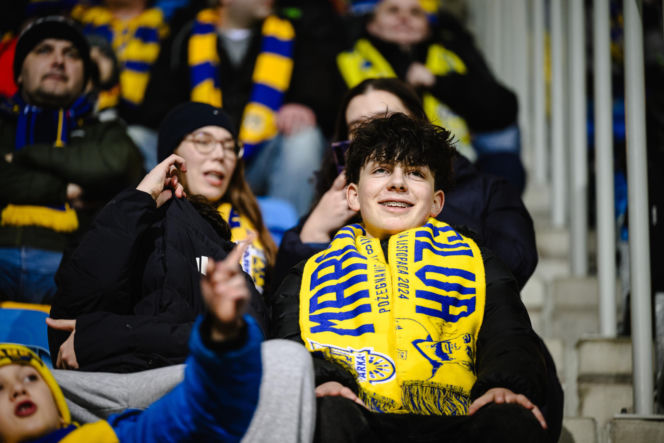 Arka Gdynia - Lechia Gdańsk: Zdjęcia kibiców z derbów Trójmiasta w ramach 23. kolejki PKO BP Ekstraklasy