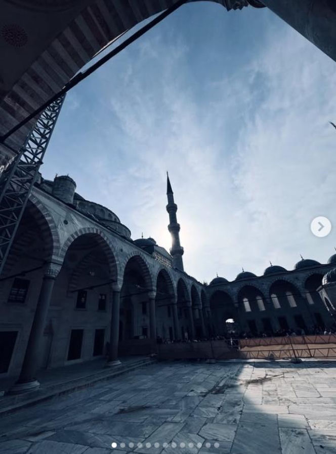 Kuba Wojewódzki z domniemaną żoną w kolejnej podróży! Nieźle sobie dogadzają