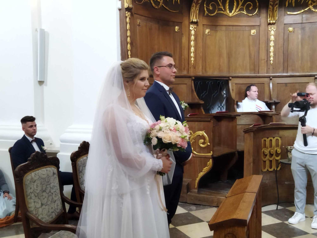 Dawid i Paulina powiedzieli „tak”. Wyjątkowy ślub na lubelskiej pielgrzymce! 
