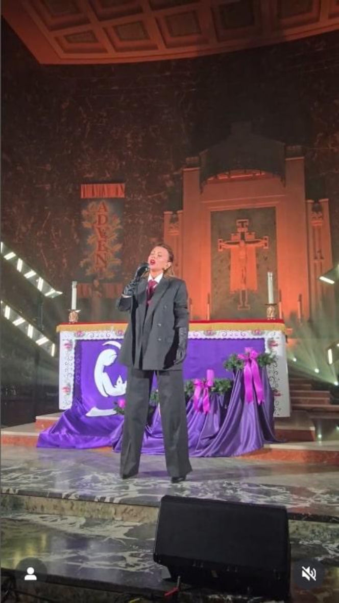 Paulla zmieniła się tak bardzo, że nawet wierni fani mają wątpliwości. Przypomina Rozenek, Kubicką i Dodę w jednym