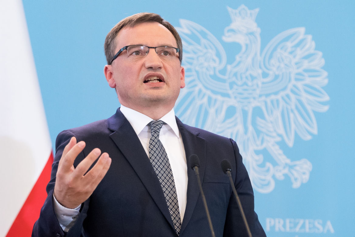 Sądy ida na wojnę z Ziobrą