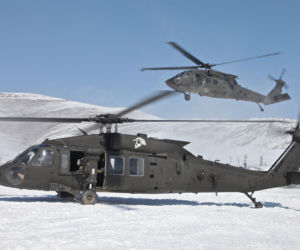 UH-60M Black Hakw w śniegu
