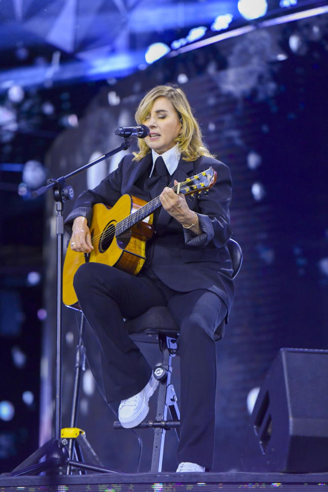 Tak wygląda dorosły syn Edyty Bartosiewicz. Podobny do znanej mamy?