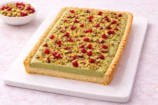 Mazurek pistacjowy podbija Wielkanoc. Ten krem jest tak dobry, że wyjadasz go łyżką