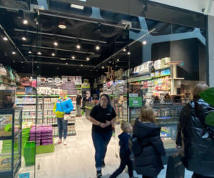 Galerie są już otwarte! Olsztynianie ruszyli na zakupy, kolejek nie brakuje [ZDJĘCIA]