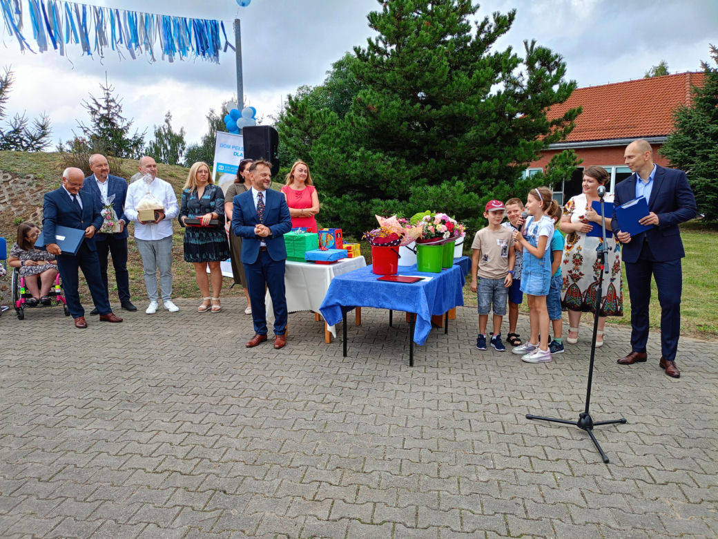 Jubileusz 25-lecia siedleckiej SOS Wioski Dziecięcej był okazją do wspólnej zabawy i wręczenia prezentów i pamiątek dla osób zaangażowanych w program