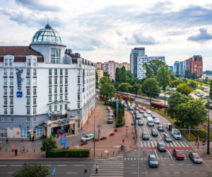 Oto Hotel Sobieski w Warszawie. Och, ile o nim dyskutowano