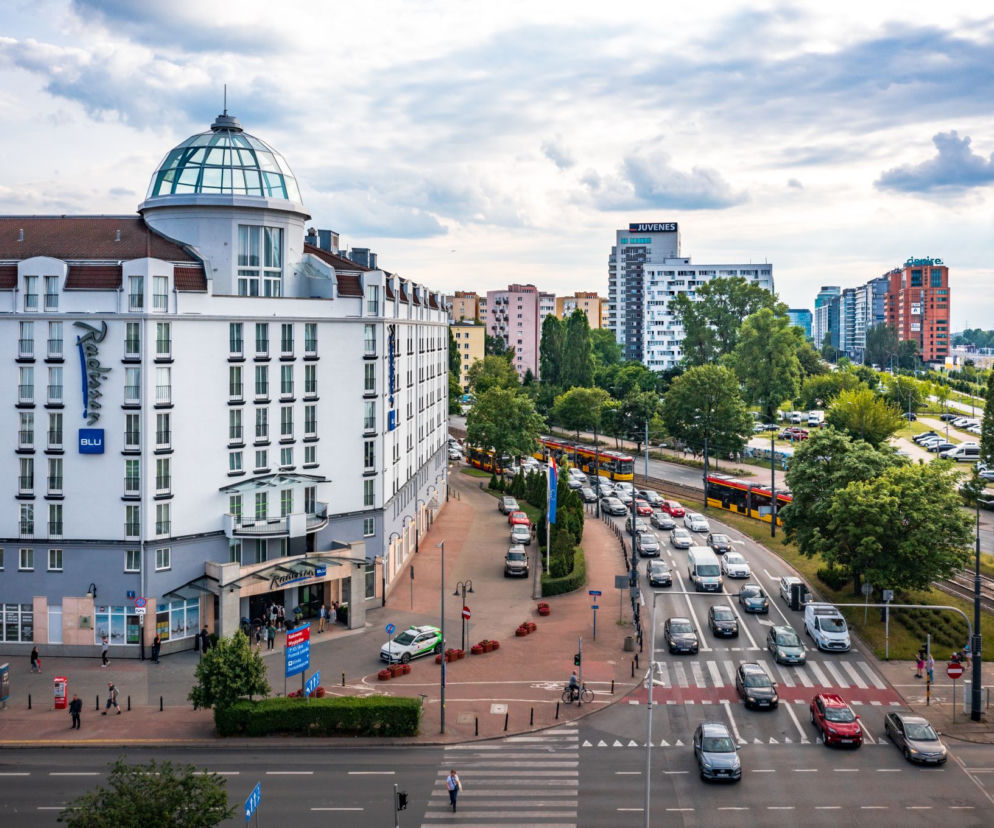 Oto Hotel Sobieski w Warszawie. Och, ile o nim dyskutowano
