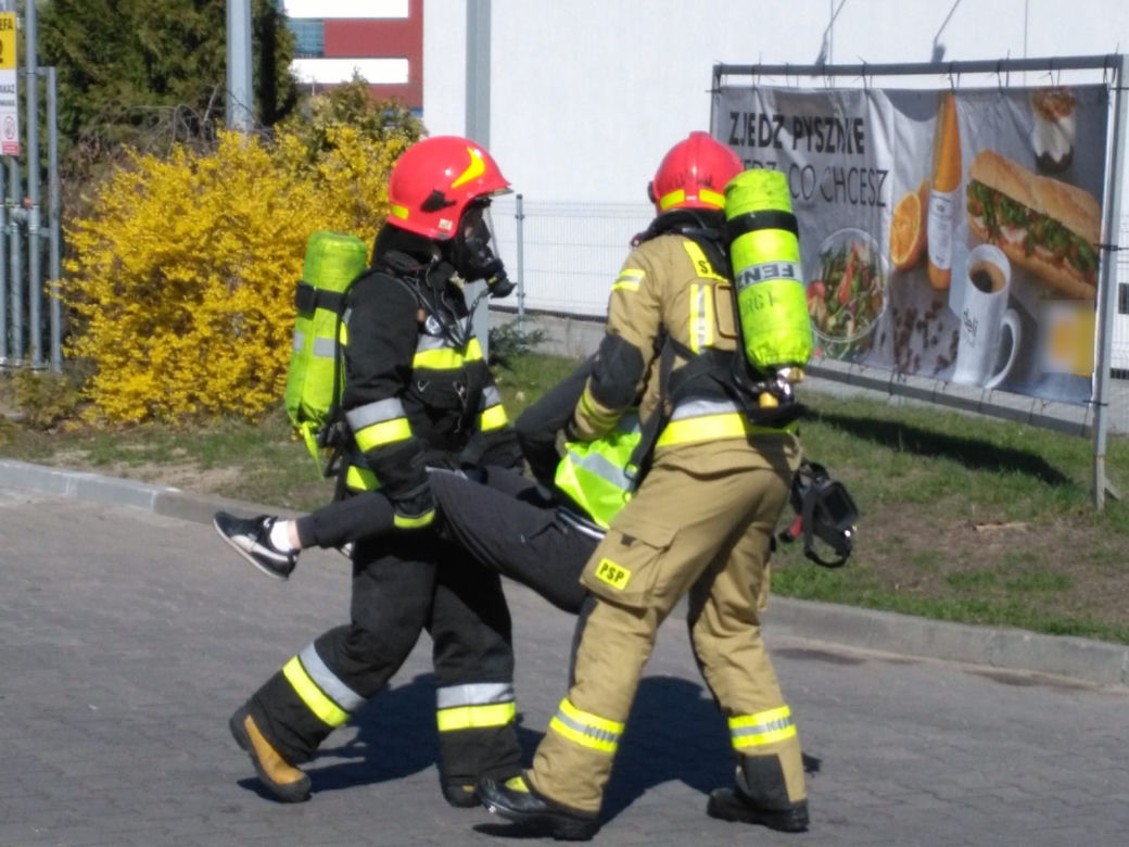 Wyciek benzyny i pożar na stacji w Toruniu