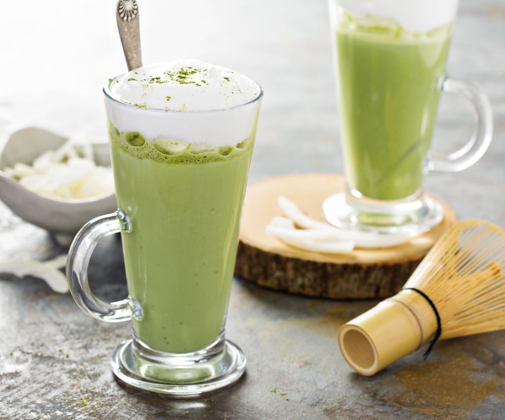 Matchak Latte: przepis na Vanilla Matcha Latte z zestawu 33Mata dla McDonald's