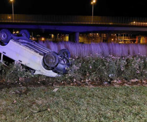 Zabrze: Pijany kierowca z Ukrainy dachował na rondzie Sybiraków. Miał ponad 2 promile!