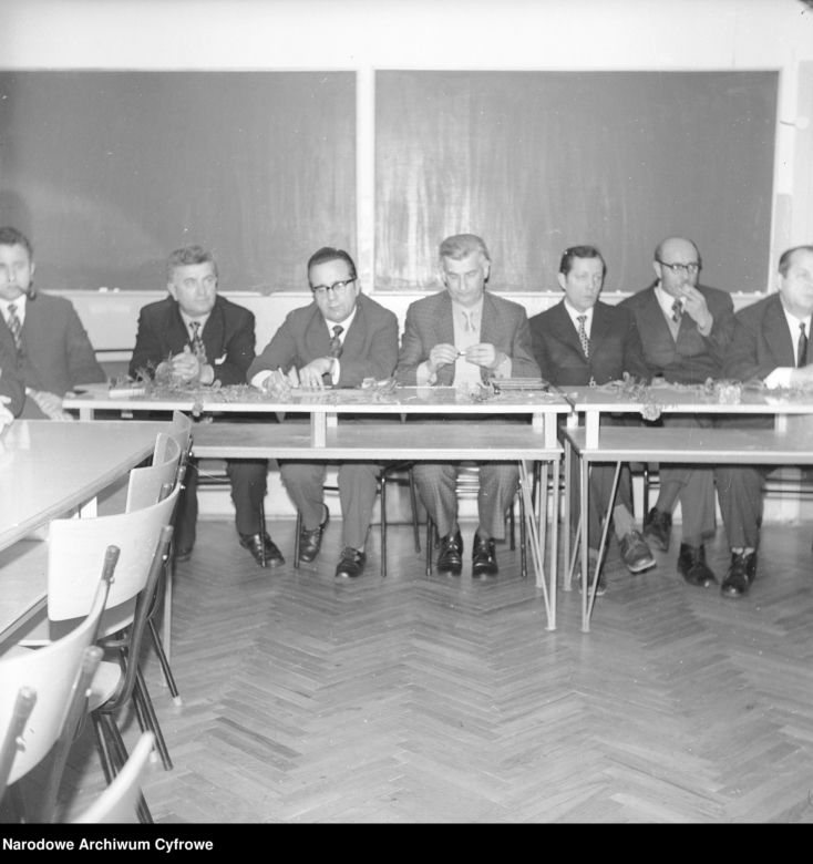 Spotkanie pedagogów z powiatu łapskiego z przedstawicielami władz; w szkole w Uhowie, 1973 rok