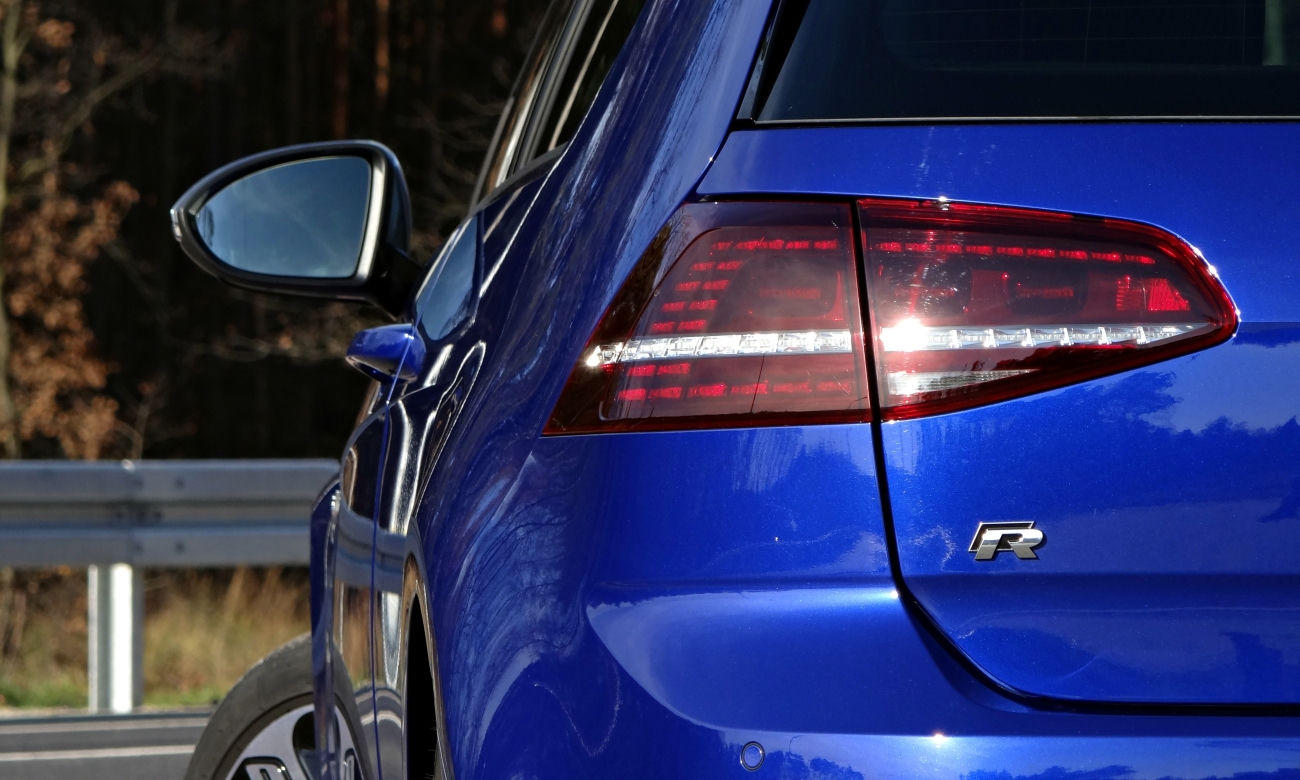 Volkswagen Golf R 2.0 TSI 300 KM