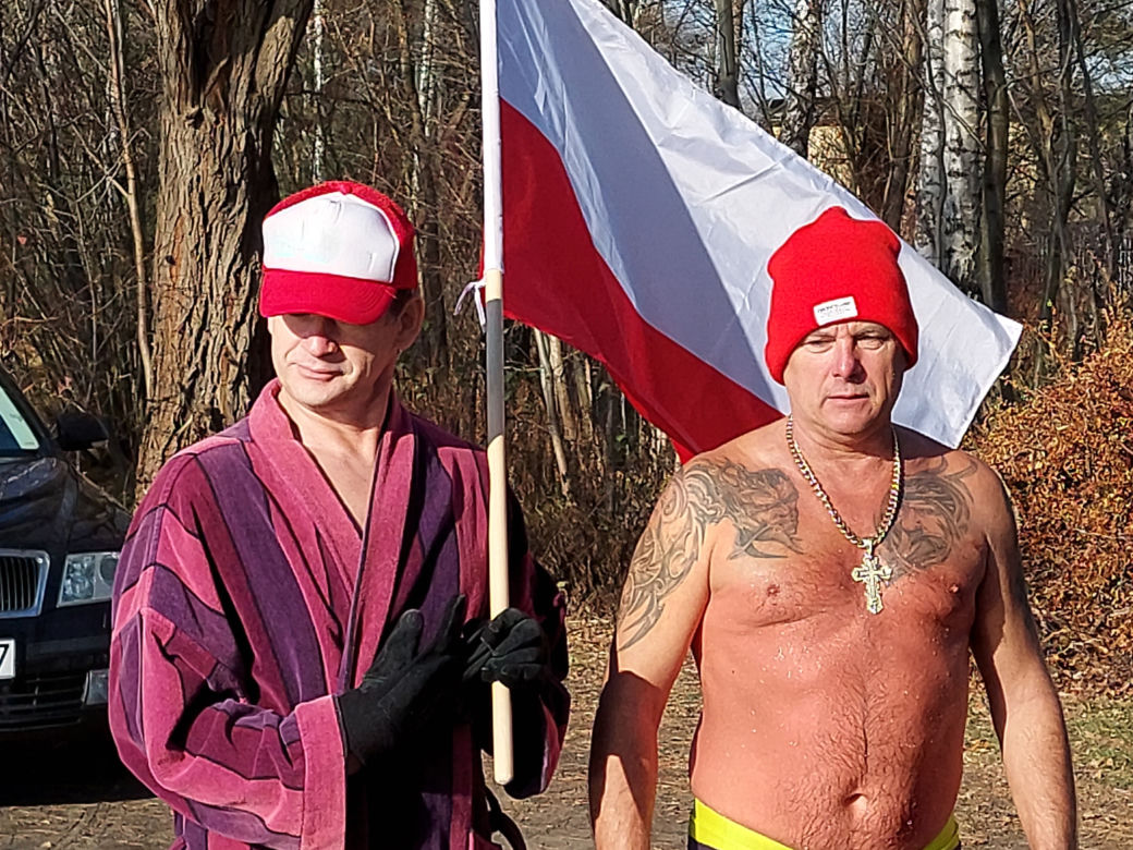 Święto Niepodległości w starachowickim Klubie Morsów "Wektor"