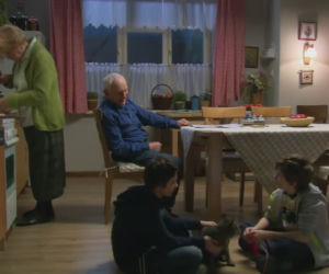 M jak miłość odcinek 1132, Antek (Jakub Jankiewicz), Mateusz (Krystian Domagała), Barbara Mostowiak (Teresa Lipowska), Lucjan Mostowiak (Witold Pyrkosz)