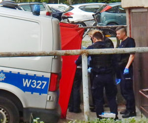 Zwłoki koło garażu w Świnoujściu