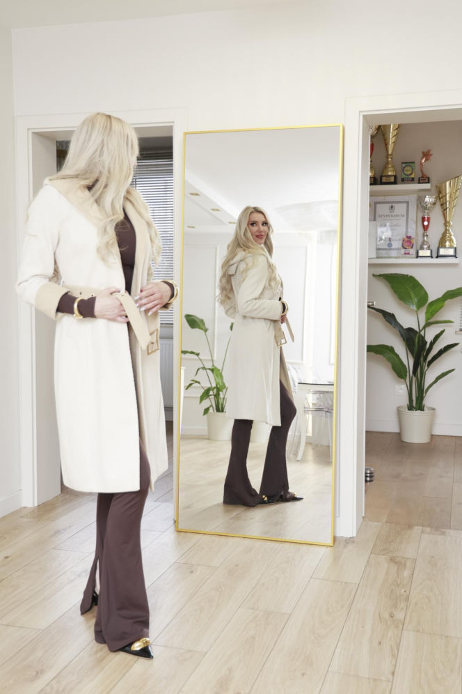 Lata temu wygrała "Projekt Lady", teraz pokazała jak mieszka! Biel i złoto biją po oczach