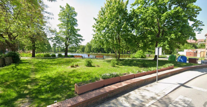 To jedno z najpiękniejszych miast na Dolnym Śląsku. Leży na skale i zachwyca widokami!