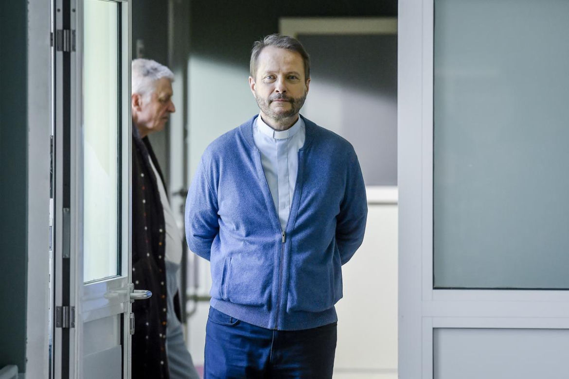 Od "Na dobre i na złe" po "Ojca Mateusza". Tak na przestrzeni lat zmieniał się Artur Żmijewski