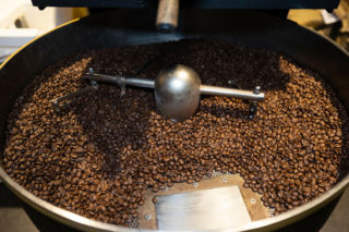 Fałszywa kawa zmorą internetowych sklepów. Tego składnika oszuści używają najczęściej