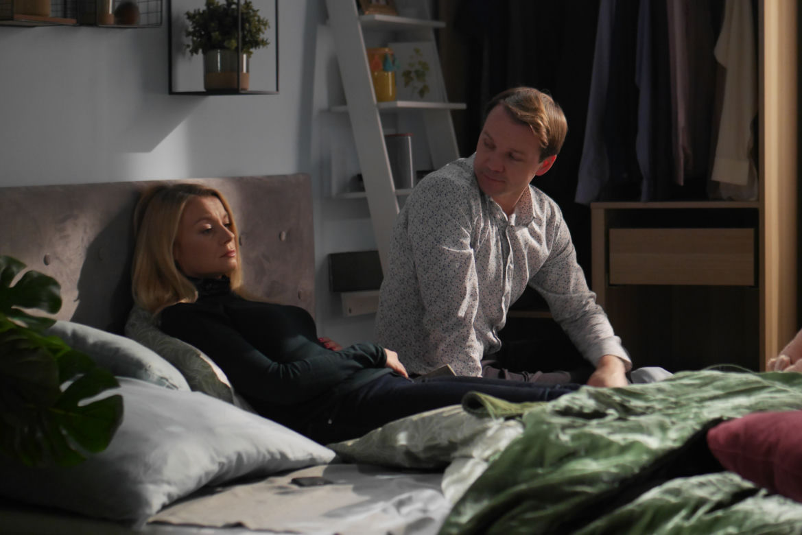Pierwsza miłość. Emilka (Anna Ilczuk), Mateusz (Lesław Żurek)