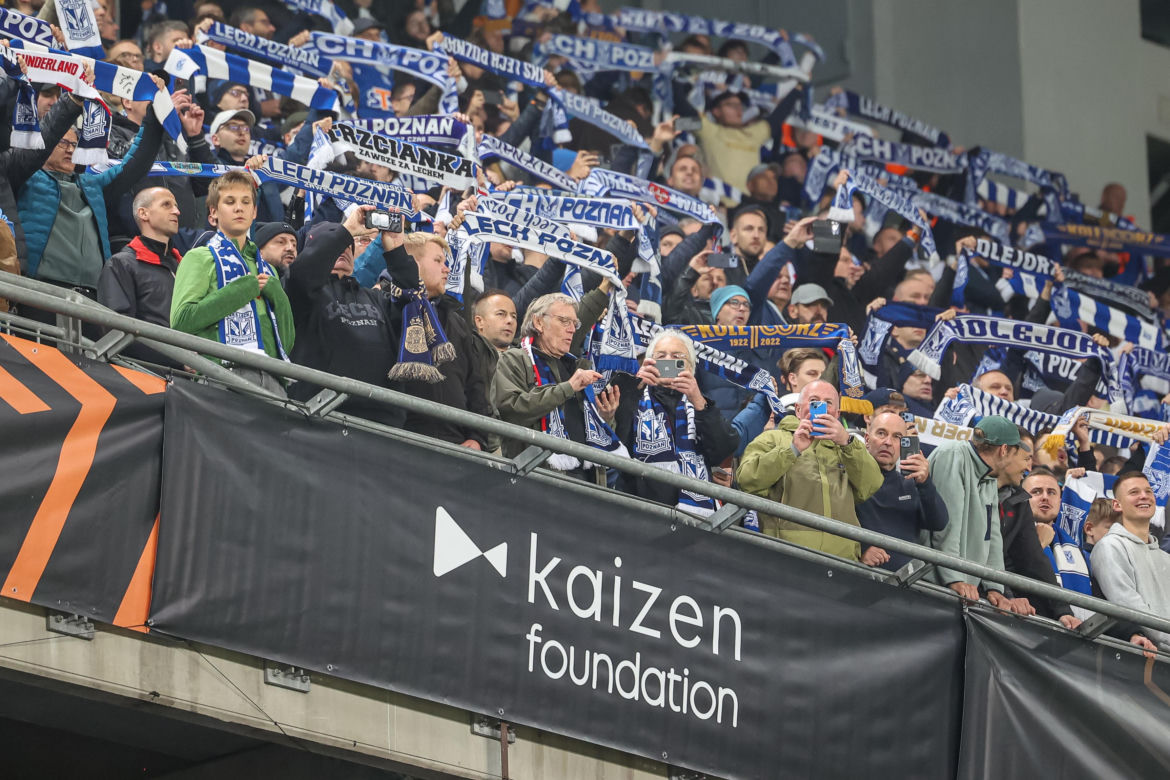 Lech Poznań - Sunderland: Zdjęcia kibiców i zawodników z meczu 3. kolejki fazy ligowej Ligi Europy 2026/27