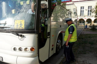Wakacyjne kontrole autokarów na Torwarze. Terminy