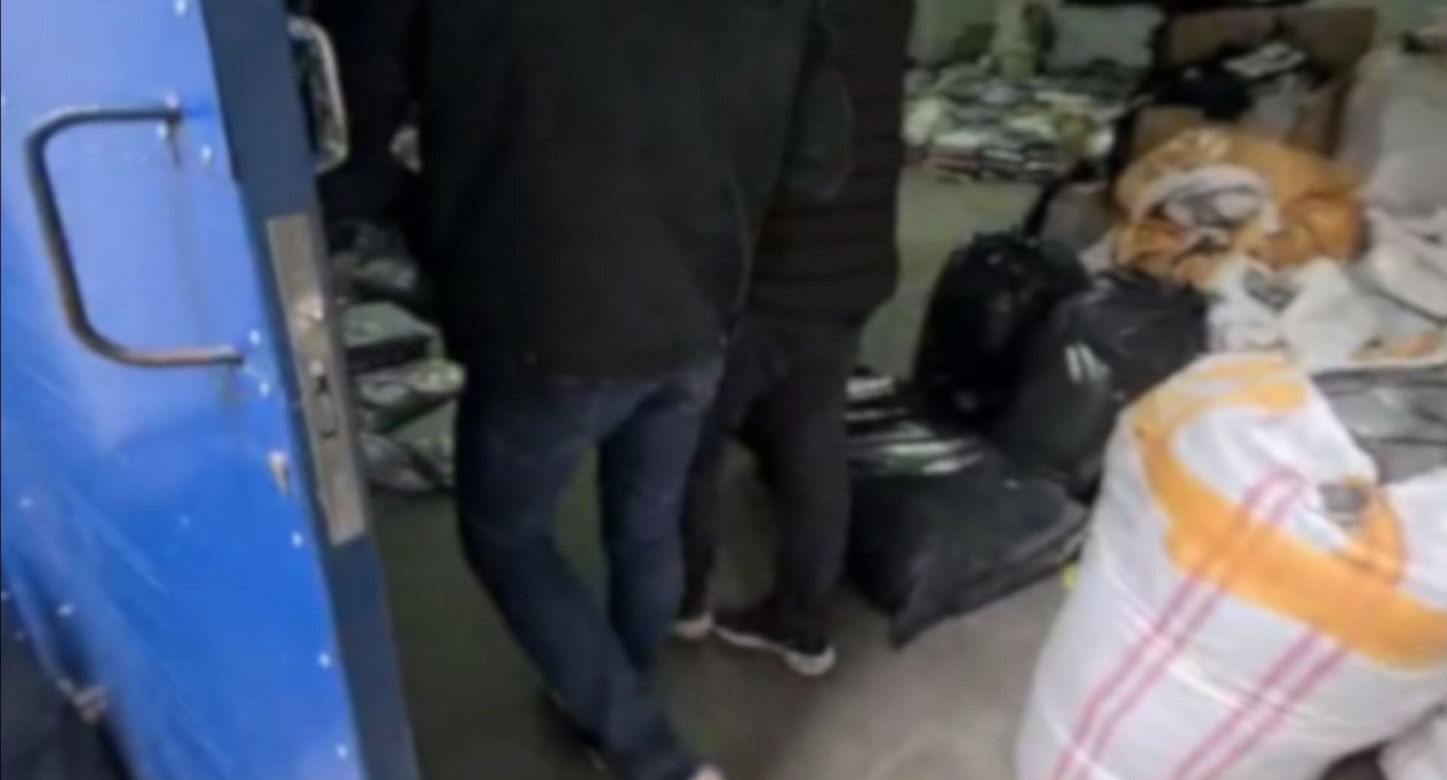 Zlikwidowali magazyn podróbek o wartości 17 milionów złotych! Wielka akcja policji w Jankach pod Warszawą