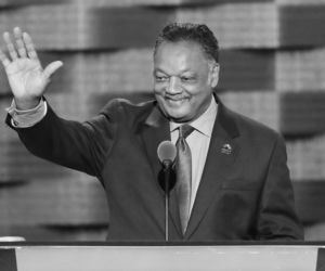 Nie żyje ikona walki o prawa obywatelskie. Wcześniej Jesse Jackson trafił do szpitala