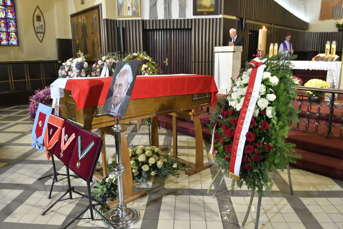 Oto grób Franciszka Pieczki. Ten widok łamie serce