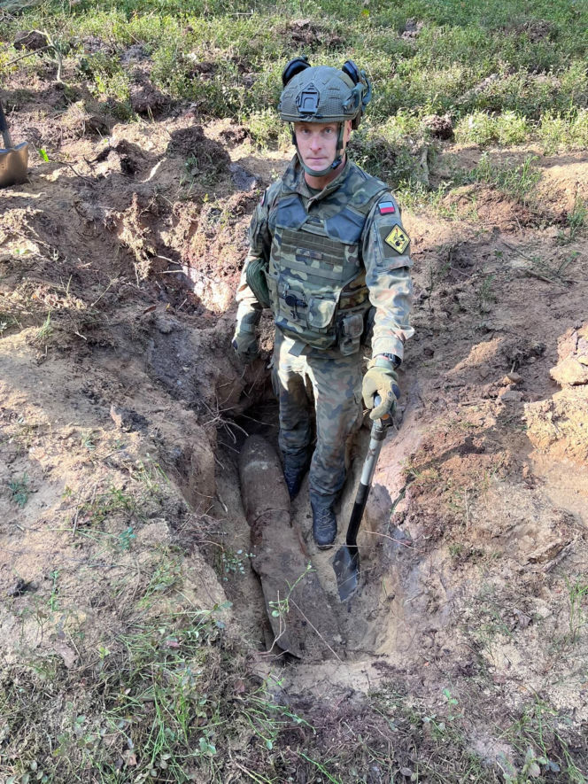 Niewybuch w rejonie węzła Kijewo
