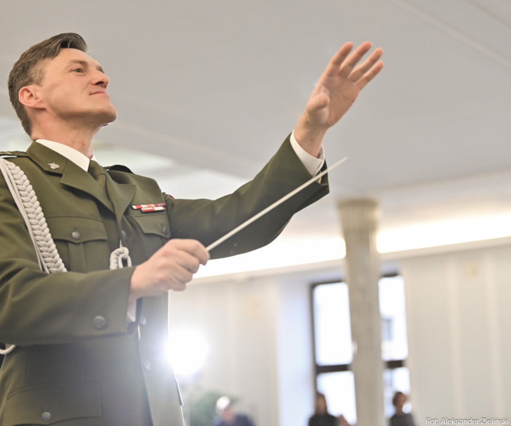 Dyrygent Mariusz Dziubek w Sejmie 18.12.2025