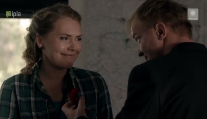 To nie koniec świata odcinek 9. Darek (Eryk Lubos), Ula (Magdalena Lamparska)