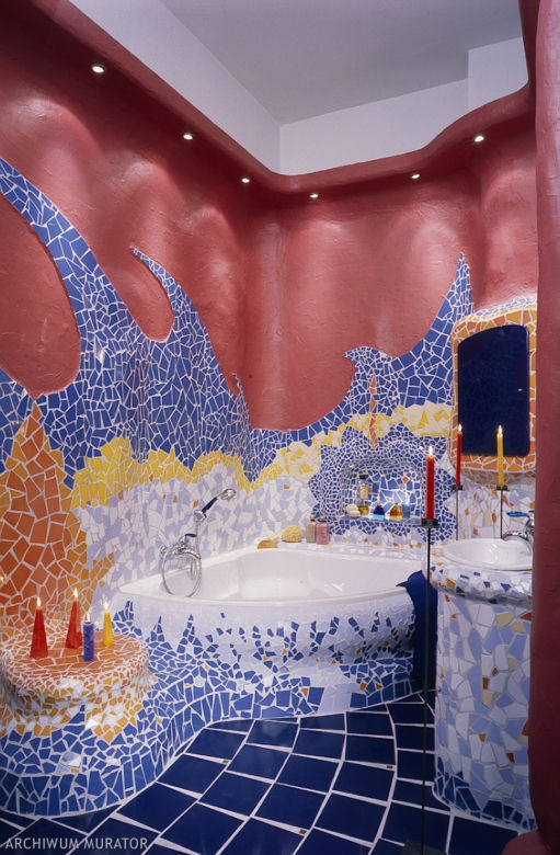 A la Gaudi