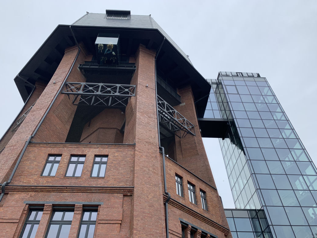 Wieża wodna w Zabrzu z wystawą Carboneum