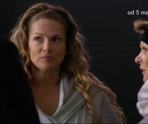 Przyjaciółki 15 sezon. Patrycja (Joanna Liszowska), Ela (Elżbieta Jarosik)