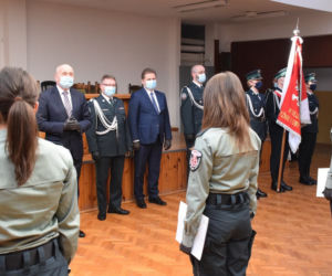 Nowi funkcjonariusze w Podlaskiej KAS złożyli ślubowanie [ZDJĘCIA]