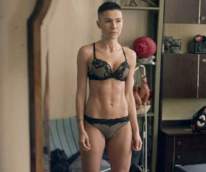 OLGA BOŁĄDŹ W FILMIE SŁUŻBY SPECJALNE