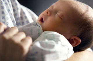 Przyszedł na świat równo o północy. Imię pierwszego dziecka urodzonego w 2026 roku w Polsce oznacza „umiłowany”