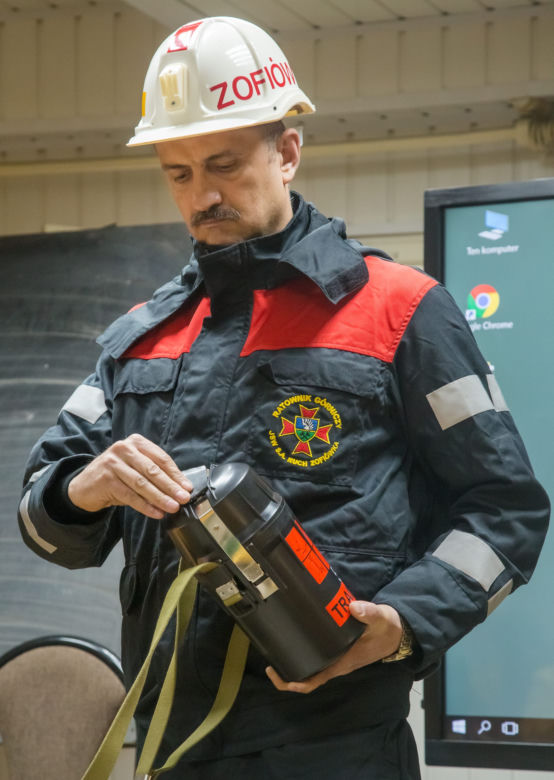 To tutaj zginęli górnicy. Rocznica katastrofy w Kopalni Zofiówka