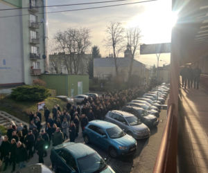 Pogrzeb braci, którzy zginęli w katastrofie śmigłowca pod Rzeszowem