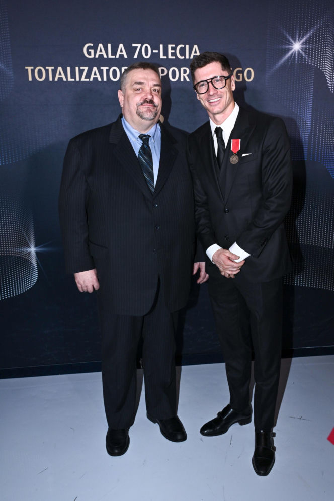 Radosław Sikorski odznaczył Ambasadorów Totalizatora Sportowego