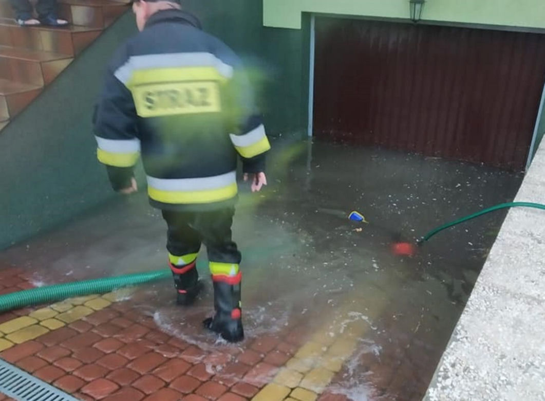 Strażacy usuwają skutki nawalnic nad Podkarpackiem