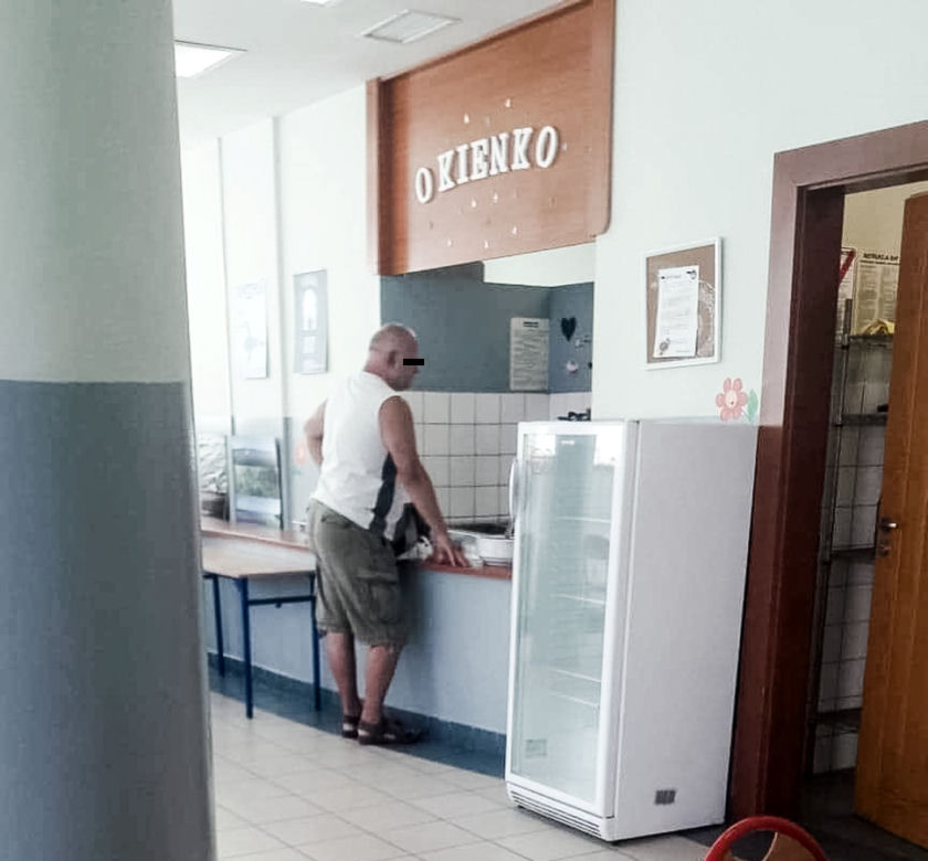 Pedofil w szkolnej stołówce!